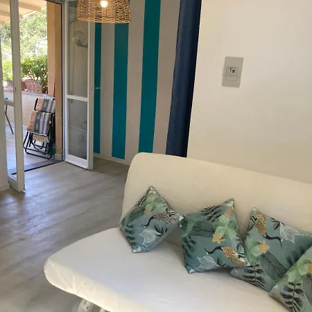 Oasi Verde Con Terrazza Sul Mare E Con Piscina