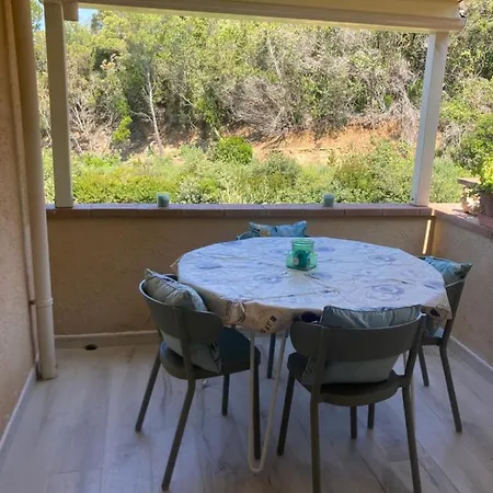 Oasi Verde Con Terrazza Sul Mare E Con Piscina Apartamento