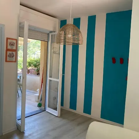 Apartment Oasi Verde Con Terrazza Sul Mare E Con Piscina Castiglioncello