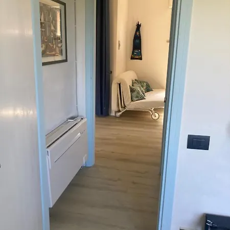 Oasi Verde Con Terrazza Sul Mare E Con Piscina Apartamento *
