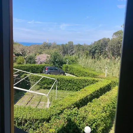 Appartamento Oasi Nel Verde Con Discesa Al Mare E Con Piscina