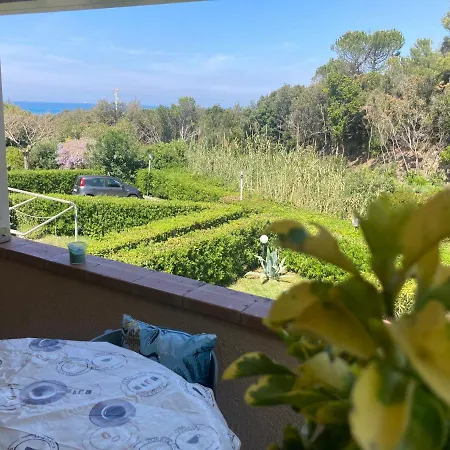 Apartment Oasi Verde Con Terrazza Sul Mare E Con Piscina Castiglioncello